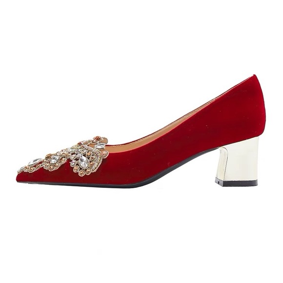 Women Red Heeled shoes - Picture 3 of 8